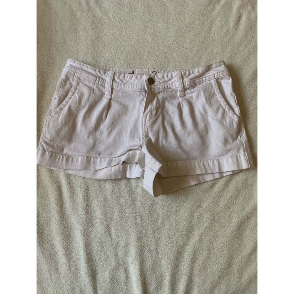 American Rag Cie White Shorts Size 9